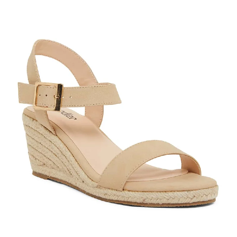 Annie Wedge in Nude Smooth