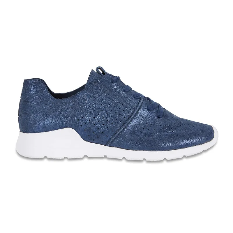 Bolt Sneaker in Navy Suede