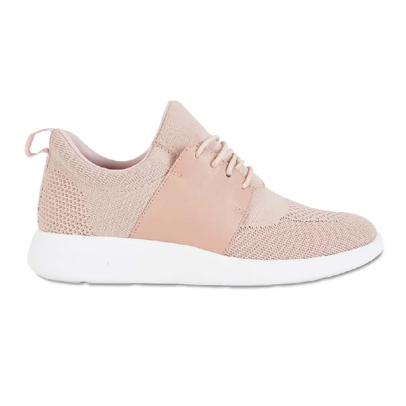 Guru Sneaker in Blush Fabric