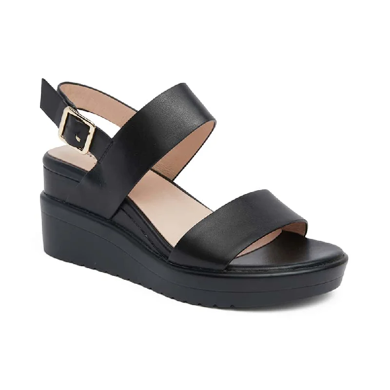 Indiana Wedge in Black Leather