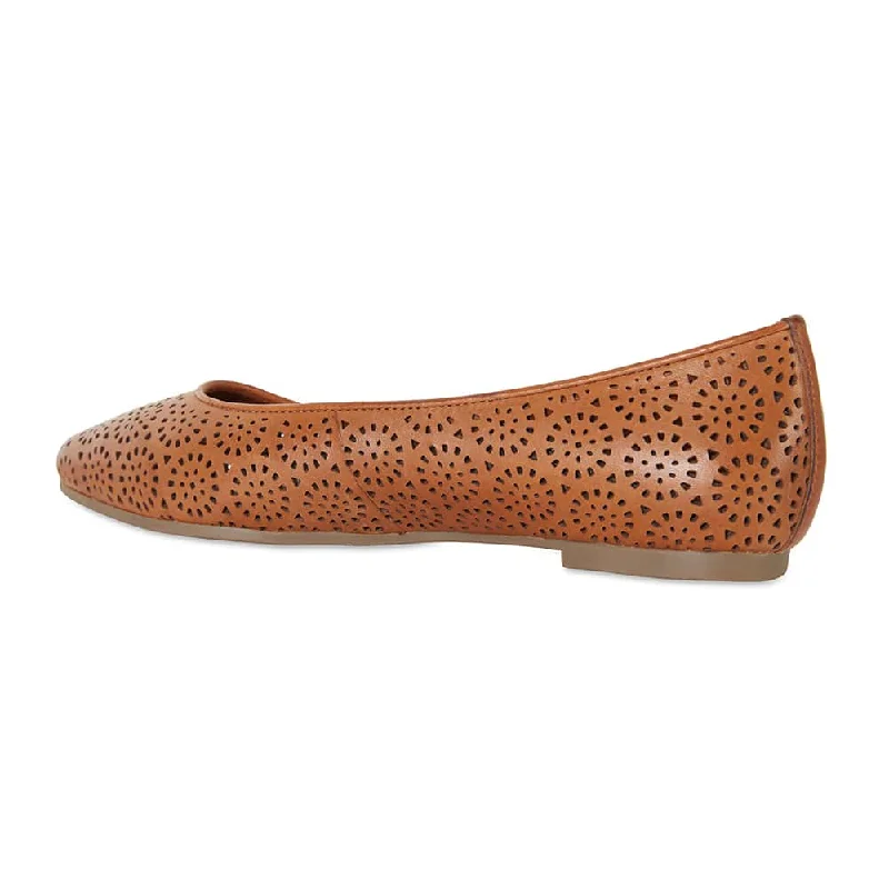 Leah Flat in Cognac Leather