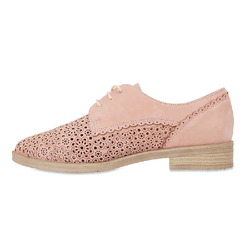 Nero Brogue in Pale Pink Nubuck