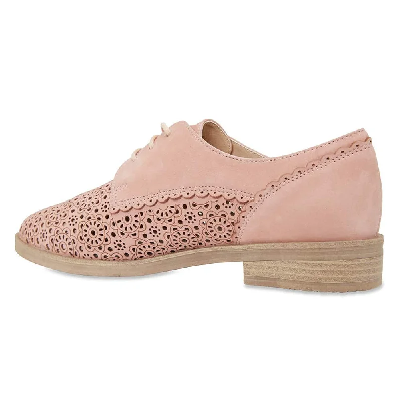 Nero Brogue in Pale Pink Nubuck