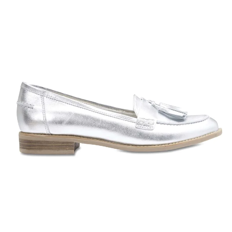 Rapture Loafer in Silver Metallic Leather