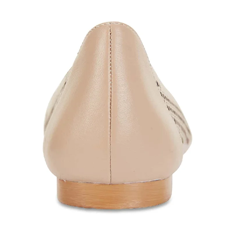 Sloane Flat in Nude Leather