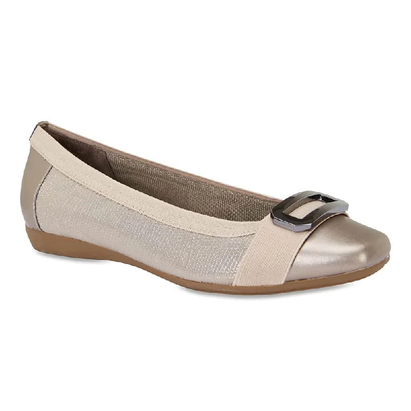 Tamsin Flat in Pewter