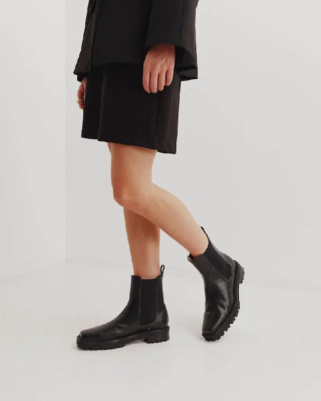 Ollie Boot - Black