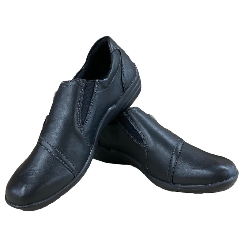 R7620-02 Black Slip On