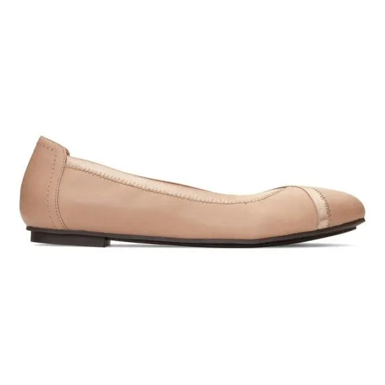 Vionic Women's Caroll Ballet Flat in Tan