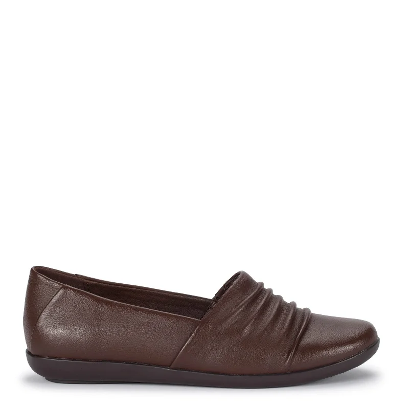 Women's Baretraps, Piper Flat