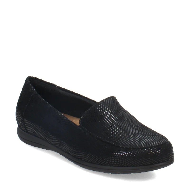 Women's Trotters, Deanna Loafer