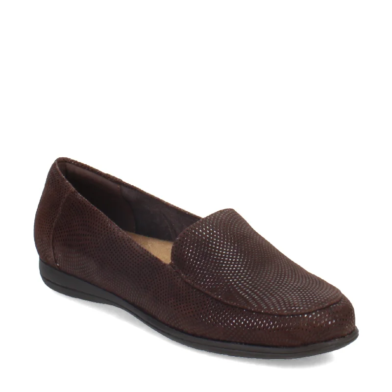 Women's Trotters, Deanna Loafer